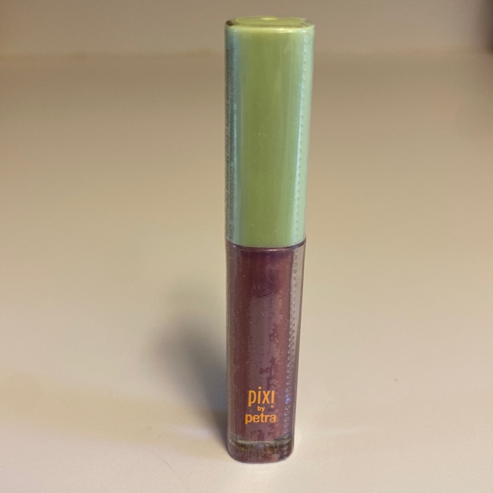 Pixie by Petra liquid lip in Sheer Rose.